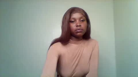 Snapshot of pixie_roman chatting on September 30, 4:45 pm Majesty online show from September 30, 4:45 pm