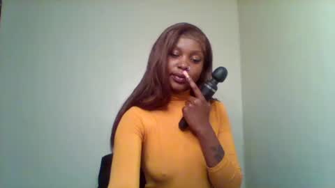 Snapshot of pixie_roman chatting on September 20, 10:24 am Majesty online show from September 20, 10:24 am