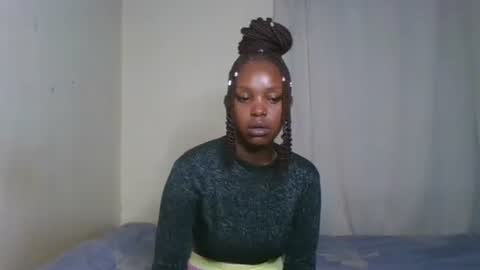 Snapshot of pixie_roman chatting on February 26, 3:03 am Majesty online show from February 26, 3:03 am