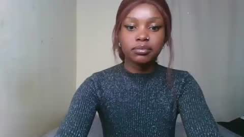 Snapshot of pixie_roman chatting on February 22, 10:29 am Majesty online show from February 22, 10:29 am