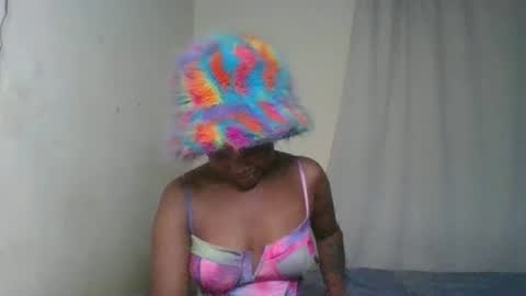 Snapshot of pixie_roman chatting on January 7, 7:28 pm Majesty online show from January 7, 7:28 pm