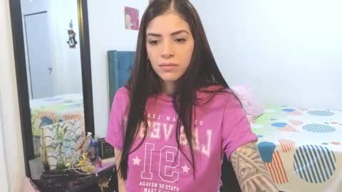Snapshot of pk2secretxx chatting on December 14, 3:36 pm Angie Henao online show from December 14, 3:36 pm