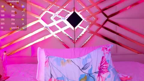 Scarlett  online show from October 14, 11:18 pm