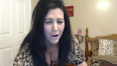 playfulkitten17 online show from May 26, 2:49 pm