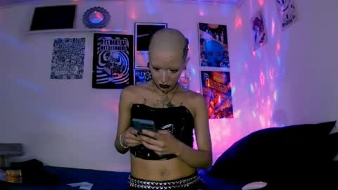    online show from April 23, 2:52 am