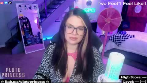 Pluto Princess online show from November 15, 7:42 am