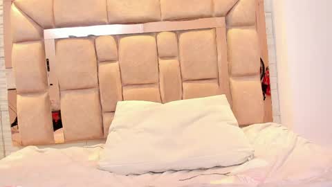 Pocahontas  online show from May 11, 4:04 pm