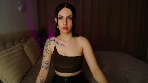 poison_inyour_mind online show from November 1, 3:16 pm