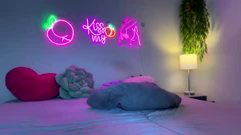 Jenna online show from May 5, 3:20 am
