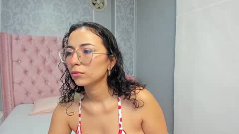 PAOLA or pola online show from December 19, 11:18 am