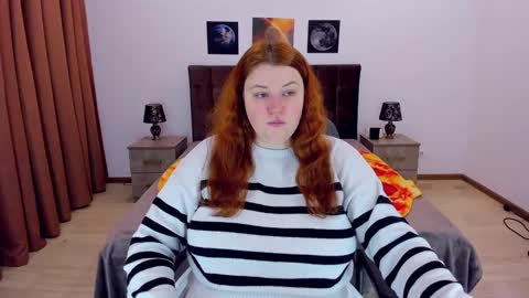 Snapshot of polinasallivan chatting on January 22, 8:18 am Polina online show from January 22, 8:18 am