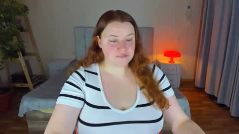 Snapshot of polinasallivan chatting on September 14, 8:07 pm Polina online show from September 14, 8:07 pm