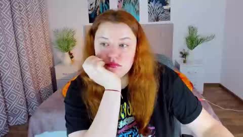 Snapshot of polinasallivan chatting on January 13, 5:55 pm Polina online show from January 13, 5:55 pm