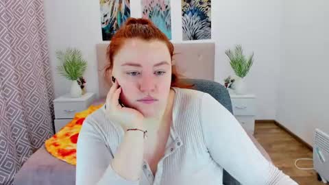 Snapshot of polinasallivan chatting on January 25, 7:49 am Polina online show from January 25, 7:49 am
