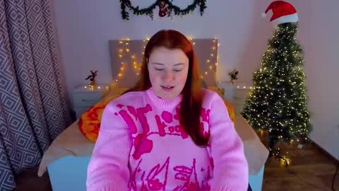 Snapshot of polinasallivan chatting on December 26, 1:51 am Polina online show from December 26, 1:51 am