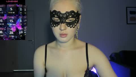 polly_skil online show from May 26, 6:29 pm