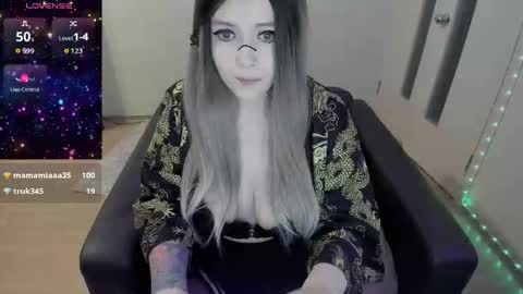 Polly online show from February 28, 5:34 pm