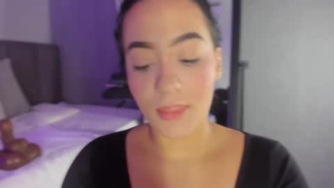Snapshot of pollybabe_ chatting on March 1, 10:24 am POLLY online show from March 1, 10:24 am