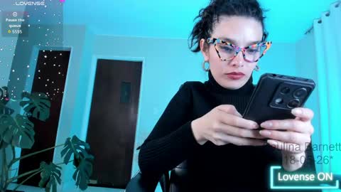 paulina barnett online show from May 19, 2:51 am
