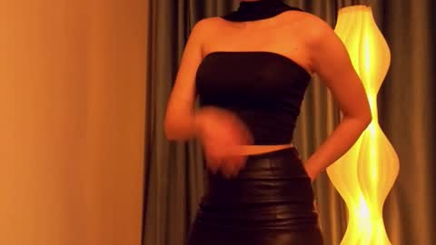 April online show from December 19, 7:17 pm