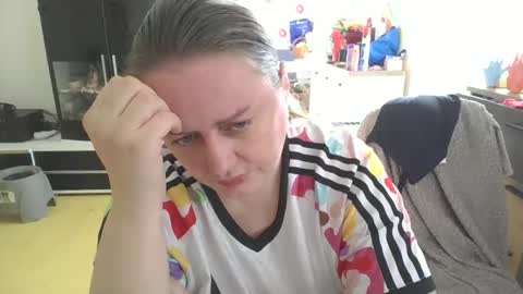 MelissOfficial online show from March 14, 8:48 am