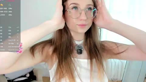 Elizabeth online show from May 20, 8:11 am