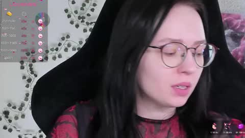 Robyn online show from March 4, 9:38 am