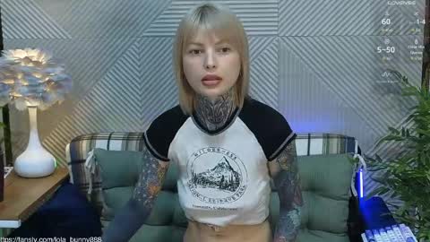 Lola online show from May 17, 4:44 am
