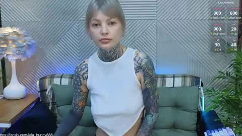 Lola online show from May 27, 5:48 am