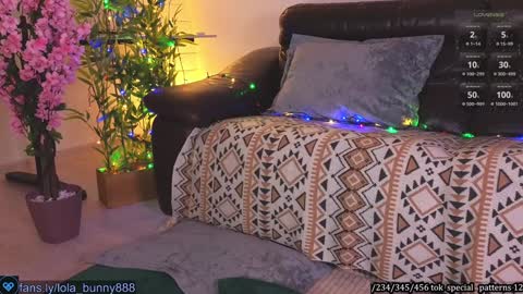 Lola online show from January 25, 6:45 am