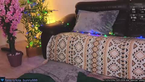 Lola online show from January 17, 6:57 am