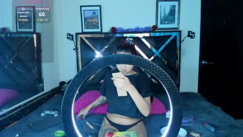 poyson_ivy1 online show from May 16, 3:11 pm