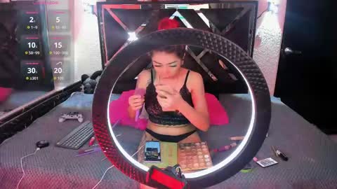 poyson_ivy1 online show from May 27, 1:05 am
