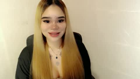 MAXXINE online show from February 3, 2:53 am