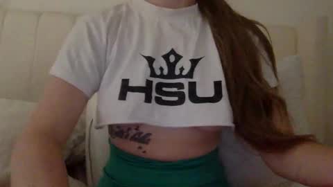 Snapshot of pressplayxo chatting on December 20, 3:03 am The Myth The Legend The baddest Bitch of all online show from December 20, 3:03 am