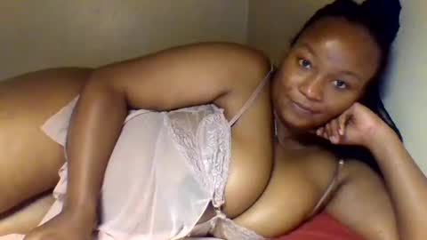 Prettie diva online show from April 9, 9:42 pm