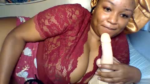 Prettie diva online show from May 25, 10:42 pm