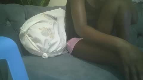 prettiest_doll online show from April 4, 9:57 pm