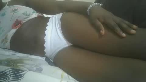 prettiest_doll online show from March 23, 1:39 pm