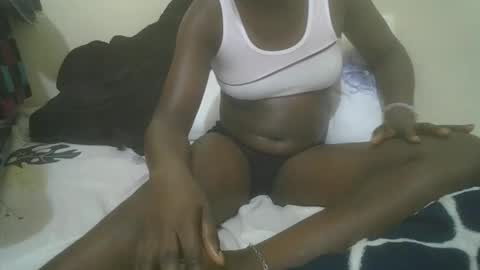 prettiest_doll online show from March 17, 9:19 pm