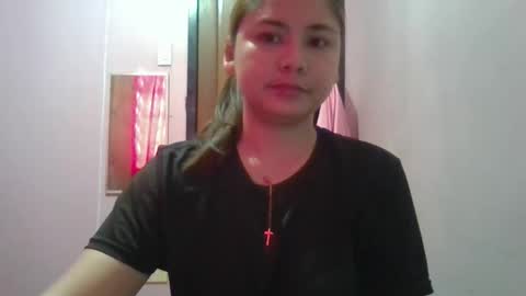 pretty_aimee online show from November 3, 2:04 am