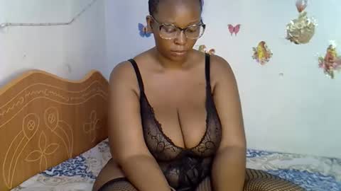 pretty_dey online show from November 28, 11:35 am