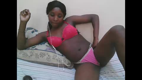 pretty online show from April 1, 7:31 am