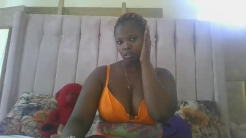 pretty_fel online show from November 15, 12:06 pm