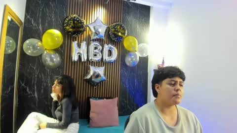 pretty_honey22 online show from June 24, 1:26 am