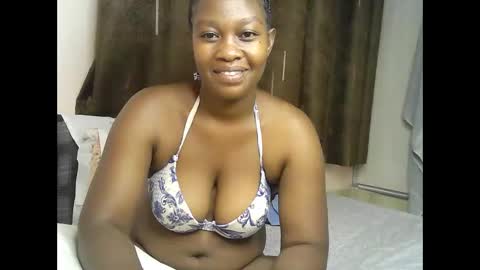 pretty_kylah online show from May 9, 12:56 am