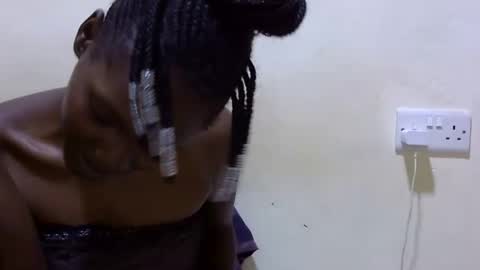 pretty_leila1 online show from May 9, 8:49 am