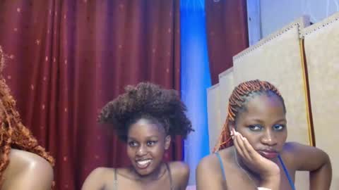 Pretty online show from March 31, 5:46 pm