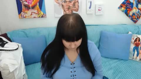 pretty_malika online show from May 8, 8:06 am