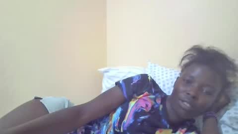 pretty_petite_ebony online show from January 6, 9:54 pm
